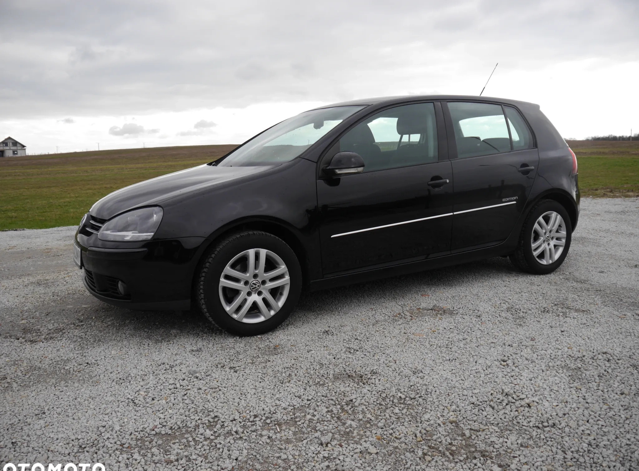 Volkswagen Golf cena 15700 przebieg: 244033, rok produkcji 2008 z Serock małe 277